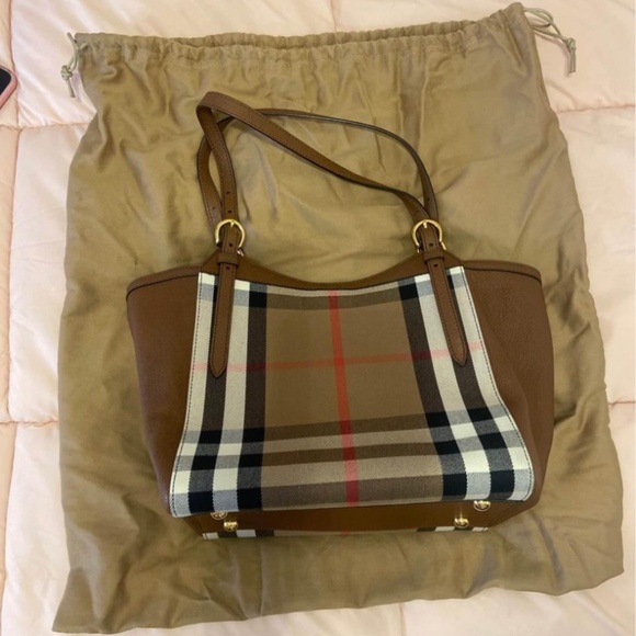 Burberry Tote Bag - Picture 2 of 6